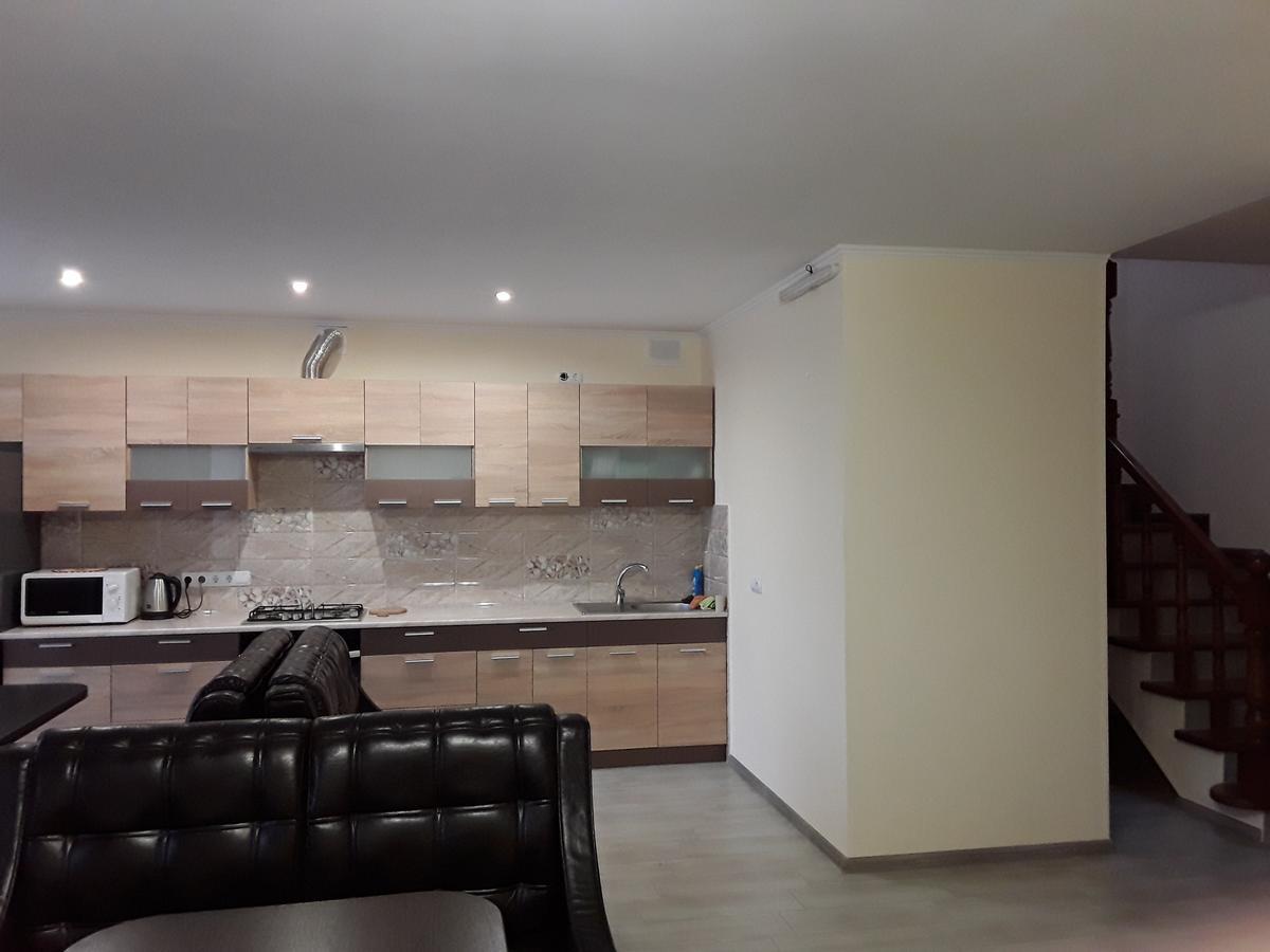 Gostynnyi Dvir Cottage Tarnopol Zewnętrze zdjęcie