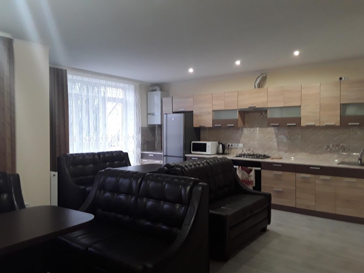 Gostynnyi Dvir Cottage Tarnopol Zewnętrze zdjęcie