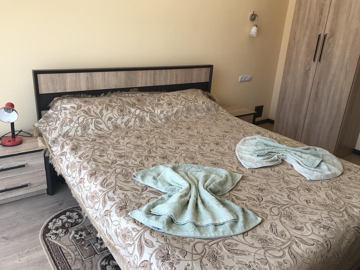 Gostynnyi Dvir Cottage Tarnopol Zewnętrze zdjęcie